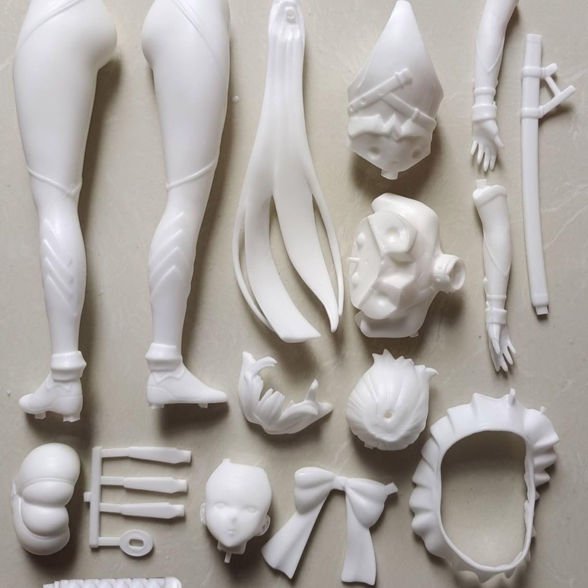 Amazon | 白組み レジンキット アズールレーン 高雄 1/6スケール