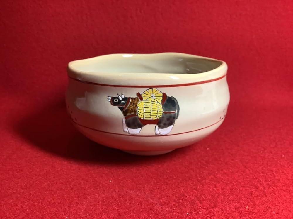 Amazon.co.jp: 赤膚焼き 奈良絵 干支茶碗 丑 大塩昭山作 : ホーム