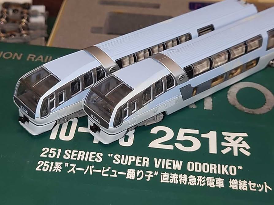 Amazon | KATO 10-177/10-178 251系 スーパービュー踊り子 直流特急形