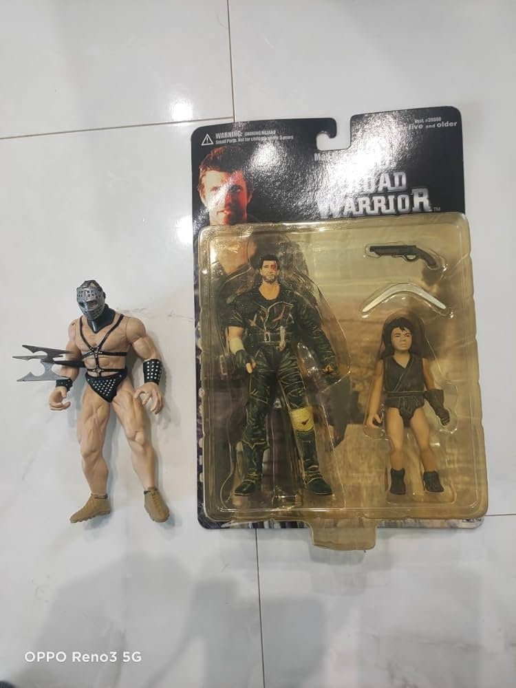 Amazon.co.jp: マッドマックス フィギュア 2体set ヒューマンガス