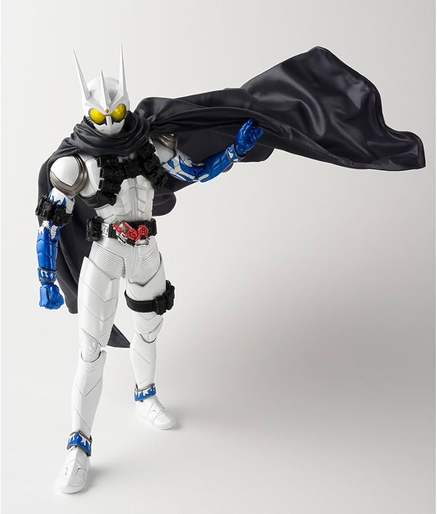 Amazon.co.jp: S.H.フィギュアーツ(真骨彫製法) 仮面ライダー