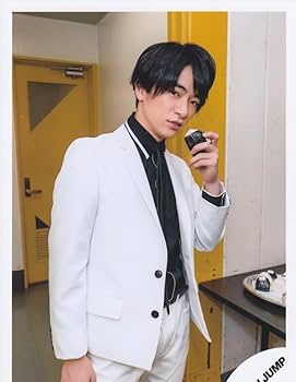 Amazon.co.jp: Hey! Say! JUMP 公式生写真（知念侑李）HC00095 : おもちゃ