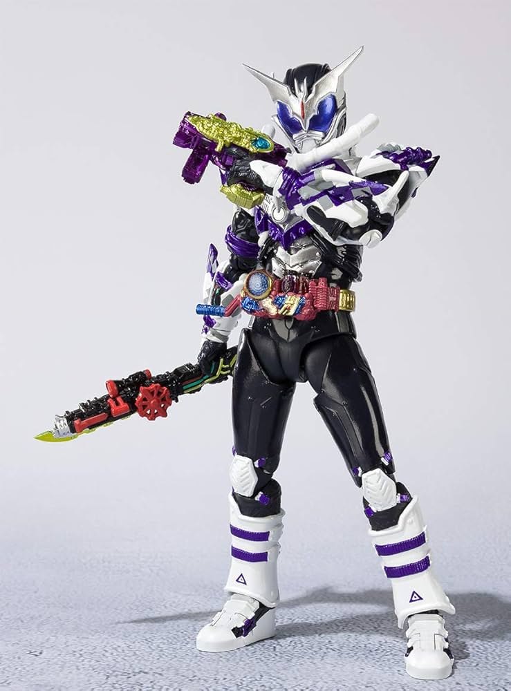 Amazon.co.jp: バンダイ S.H.Figuarts 仮面ライダービルド 仮面