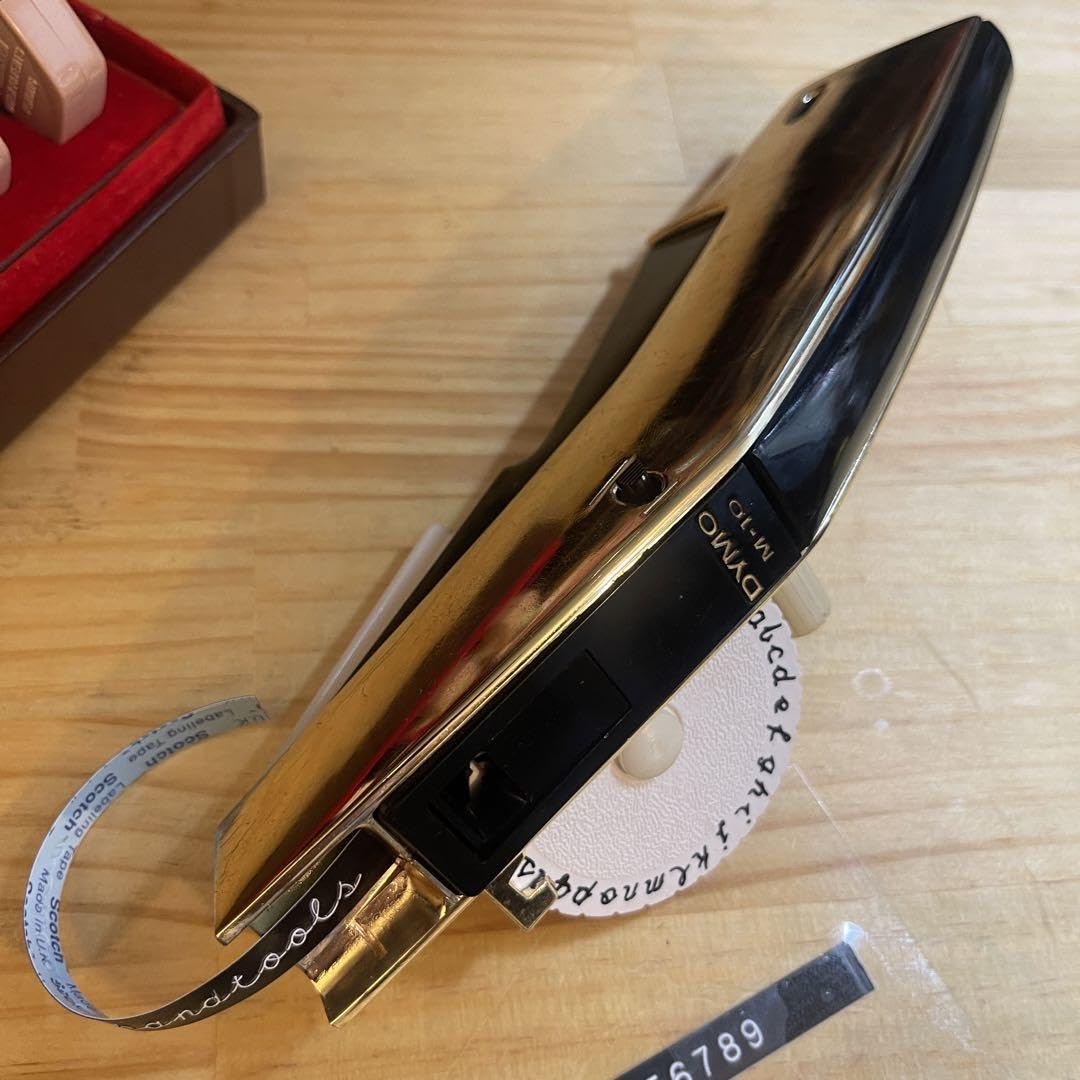 Amazon.co.jp: 文字が繋がる筆記体 ダイモ DYMO M-10 165-17-2