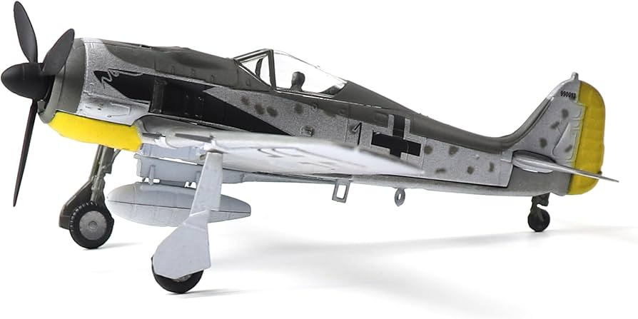 Amazon.com: NUOTIE Focke-Wulf Fw 190A-8 1/72 Metal Fighter Model