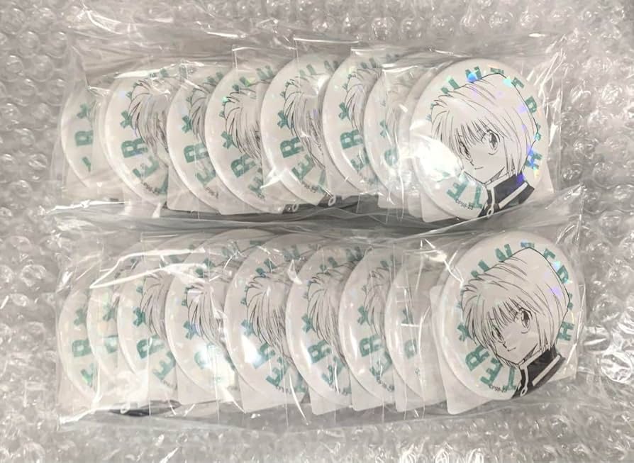 Amazon.co.jp: HUNTER × HUNTER クラピカ オールスター缶バッジ 20点