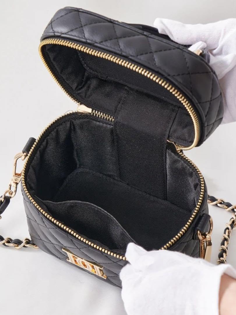 Amazon.co.jp: Darichキルティングスクエアミニバッグ (BLKゴールド