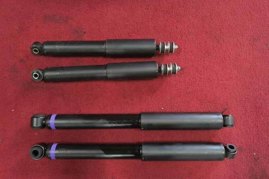 Amazon.co.jp: ！200ハイエース S-GL ダークプライム 純正ショック 1台