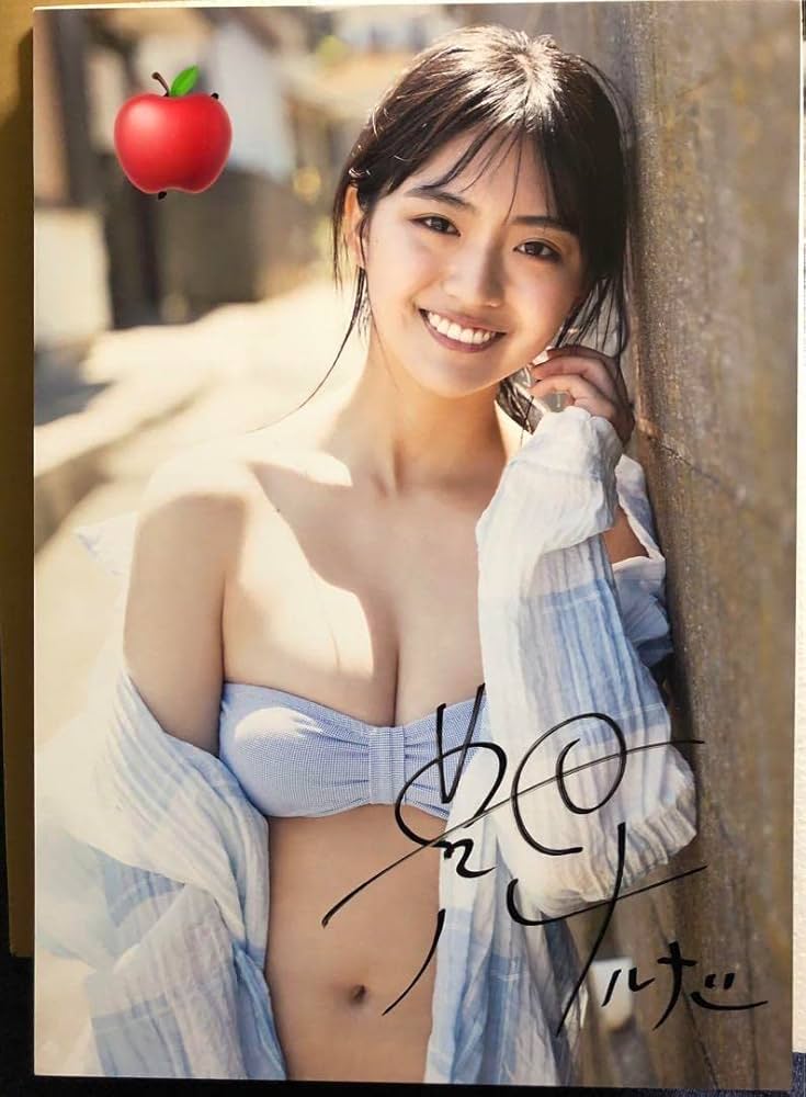 Amazon.co.jp: 豊田ルナ 直筆サイン入り パネル 限定品 blt : おもちゃ