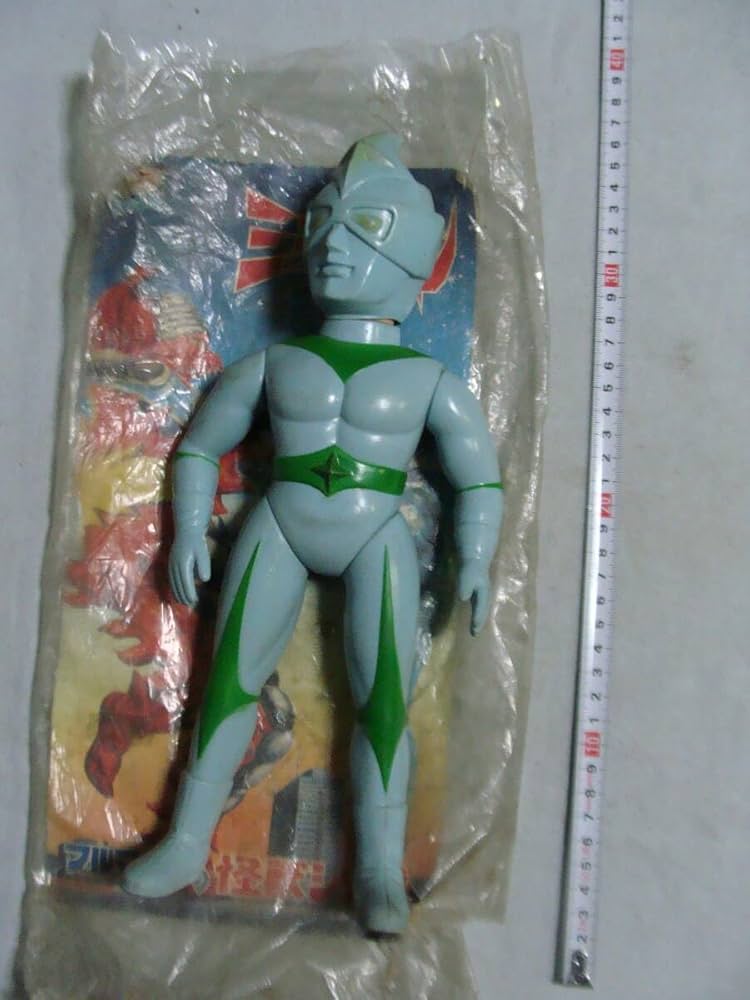 Amazon.co.jp: ブルマァク ソフビ ミラーマン 面取れ ジャイアント