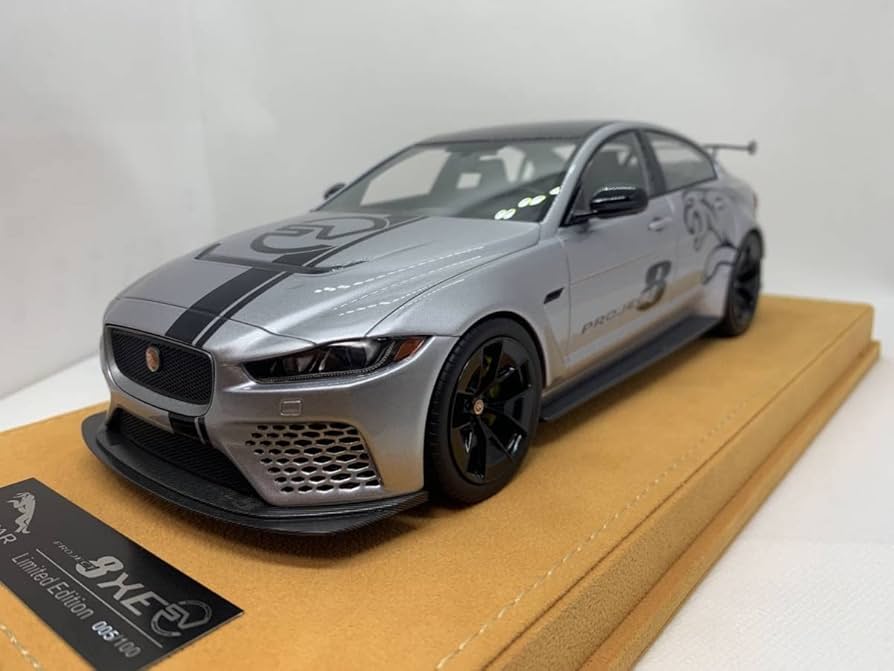 Amazon | 1/18 ジャガーXE プロジェクト8 Jaguar XE J-011-1