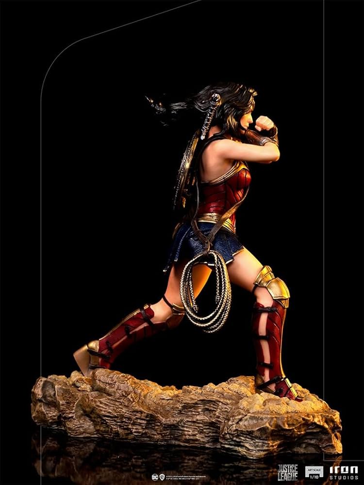 Amazon.com: Iron Studios 1:10 Wonder Woman - Zack Snyder's Justice