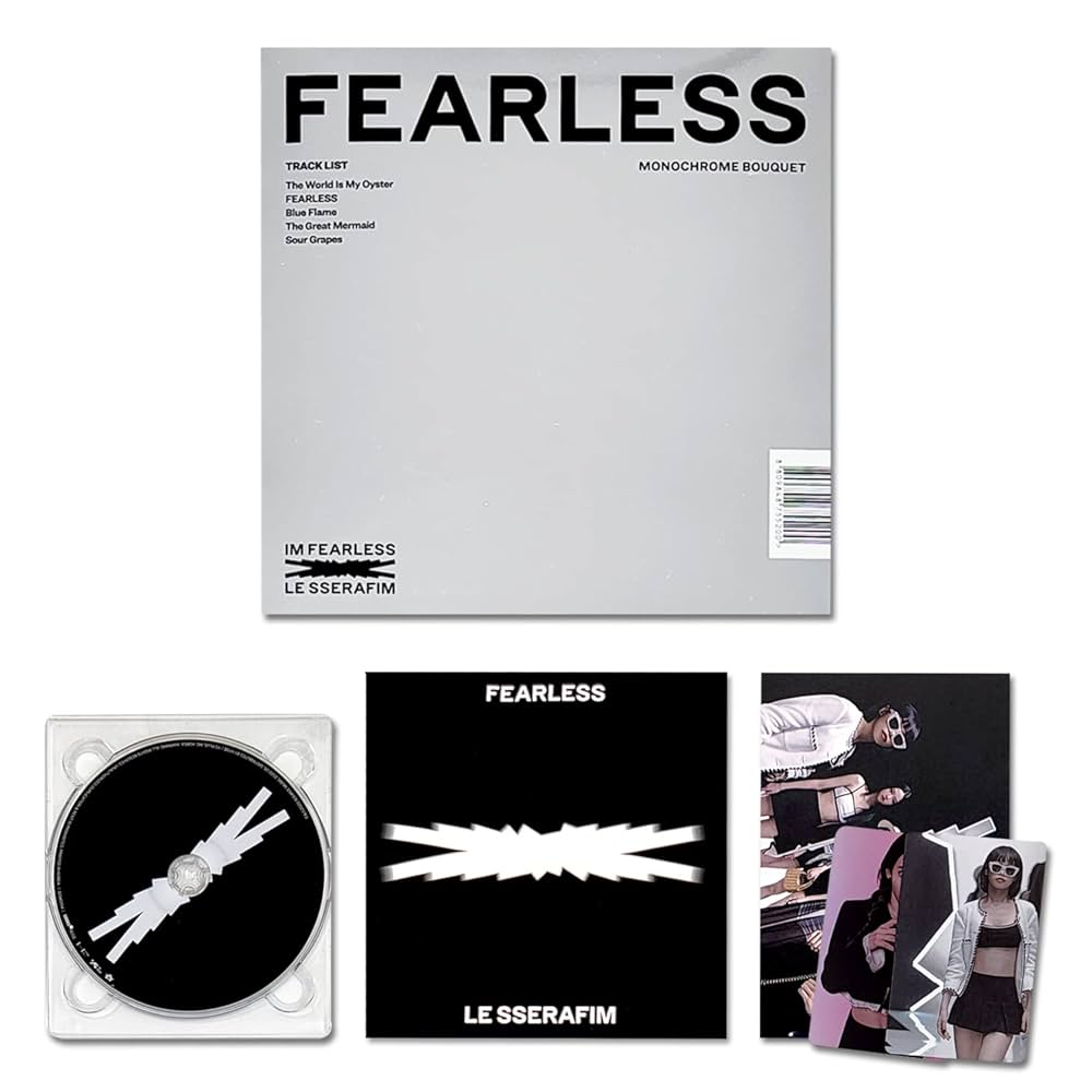 LE SSERAFIM - 1st Mini Album [FEARLESS] (Monochrome Bouquet ver