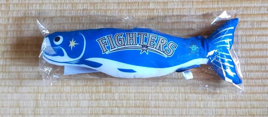 Amazon.co.jp: 北海道日本ハムファイターズ しゃけまる 鮭ぬいぐるみ