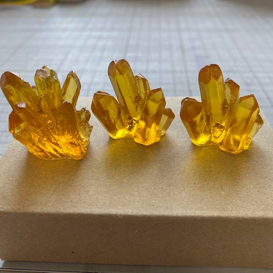 Amazon.co.jp: 3個 オブジェ レジン 水晶 クラスター 鉱石 フェイク