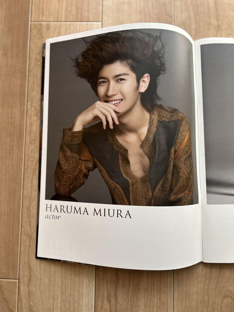 Amazon.co.jp: 三浦春馬 レスリーキー SUPER BARNEY'S NEWYORK 写真集