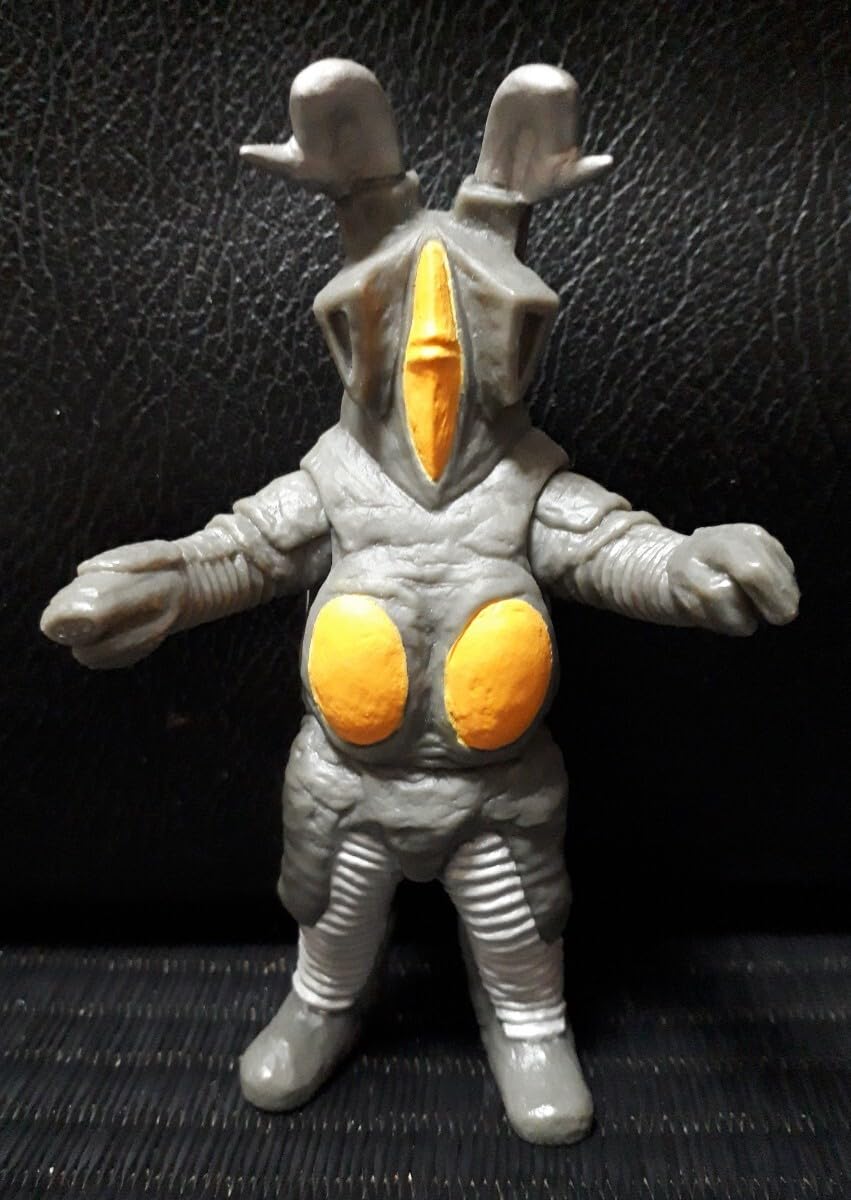 Amazon.co.jp: ゼットン二代目 2015年 円谷プロ ソフビ (ンダイ 怪獣