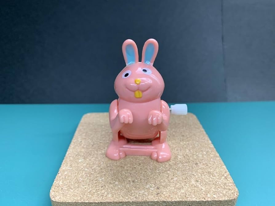 Amazon.co.jp: ゼンマイ おもちゃ うさぎ ピンク バク宙 ジャンプ