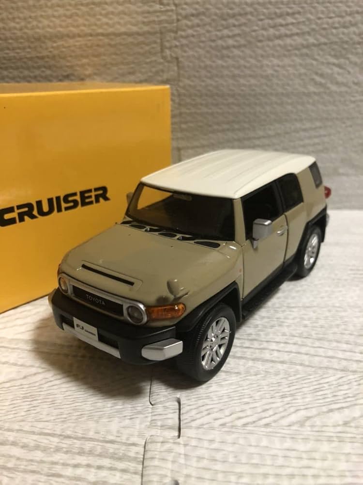 Amazon | 1/30 トヨタ FJクルーザー 非売品 カラーサンプル ミニカー