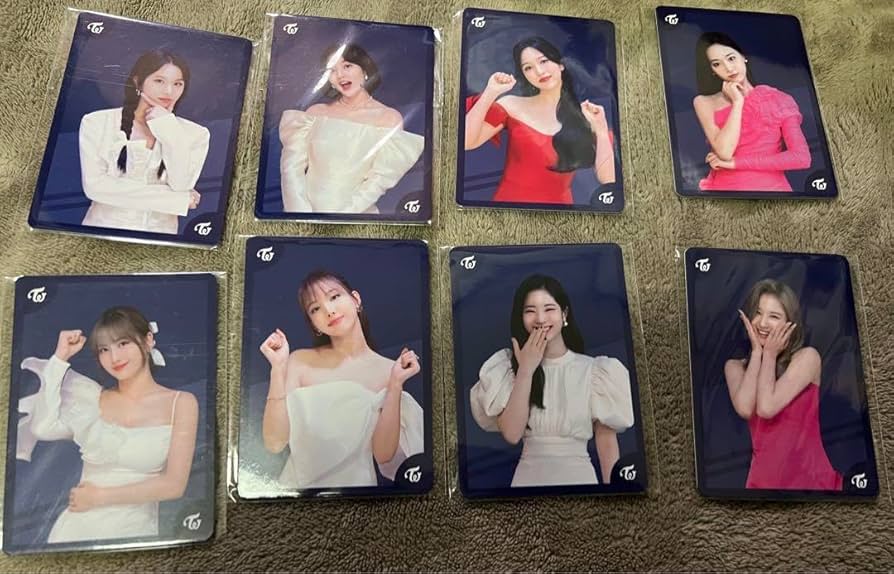 Amazon.co.jp: TWICE じゃんけんトレカ : おもちゃ