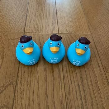 Amazon.co.jp: 楽天Eagles 岩隈久志フィギュア&アヒルちゃん : おもちゃ