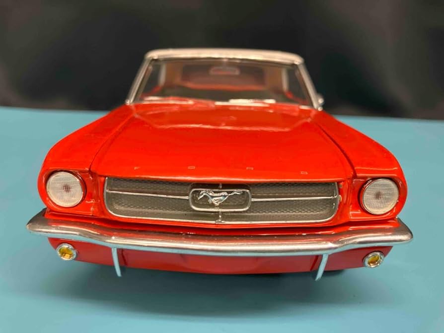 Amazon | ミニカー REVELL 1/18 1965 MUSTANG マスタング