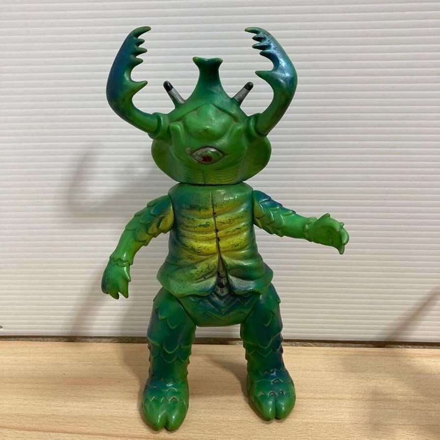 Amazon.co.jp: ブルマァク 怪獣ソフビ人形 アントラー ウルトラ 怪獣