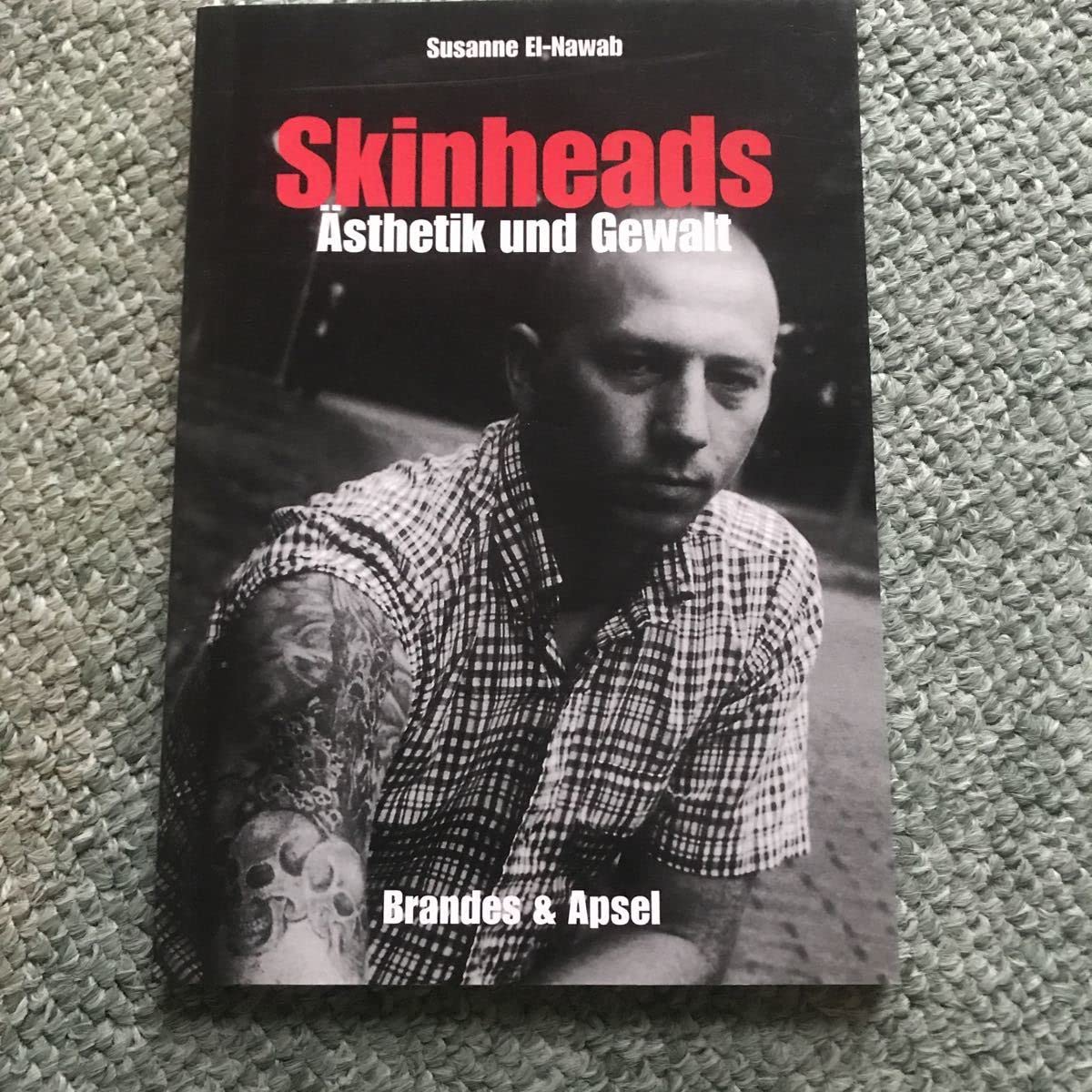 Amazon.co.jp: 洋書 SKINHEADS 本 スキンヘッド スキンズ SKINS : おもちゃ
