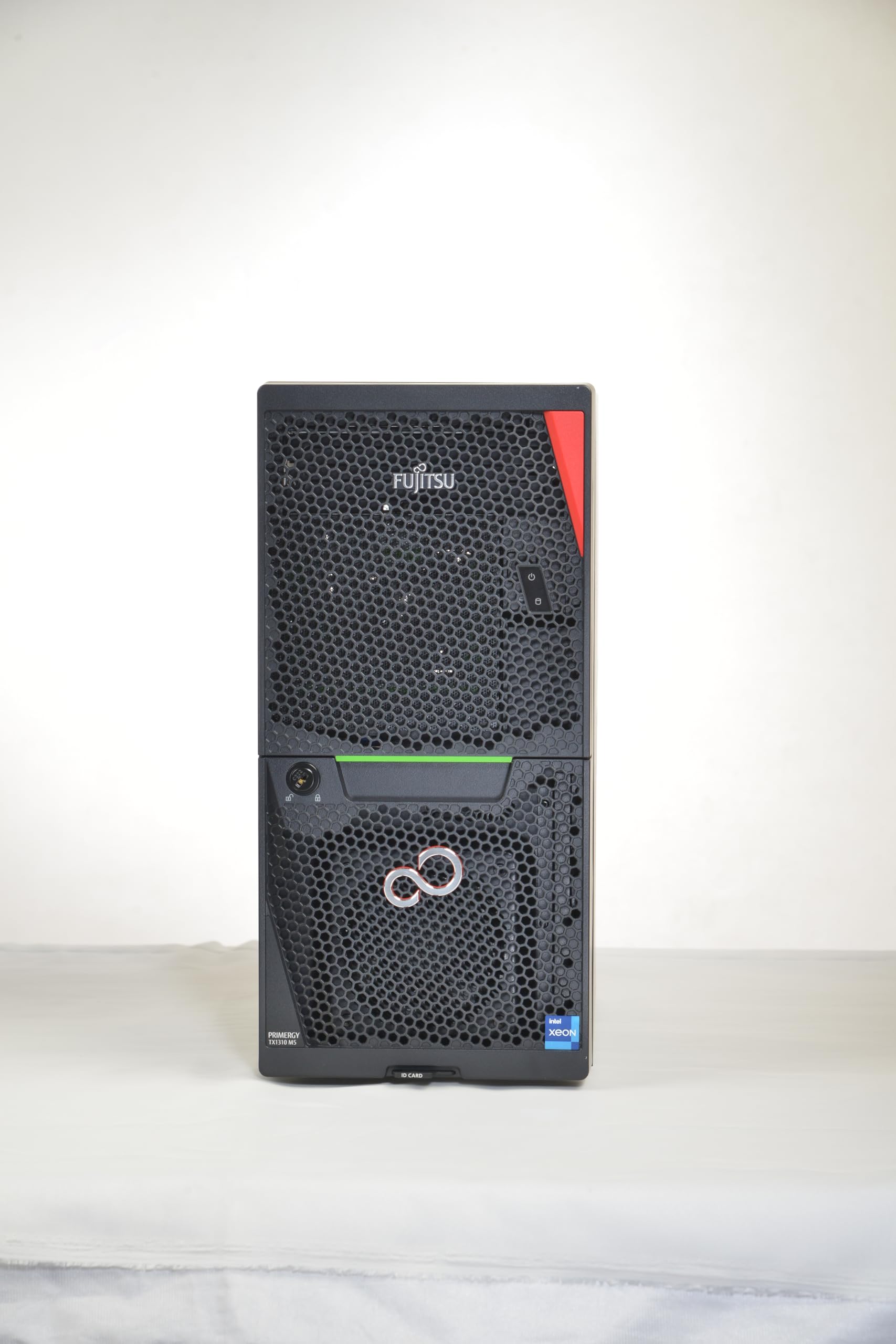 Amazon | FUJITSU TX1310 M5 PC Server PRIMERGY(CPU:Xeon E-2324/OS