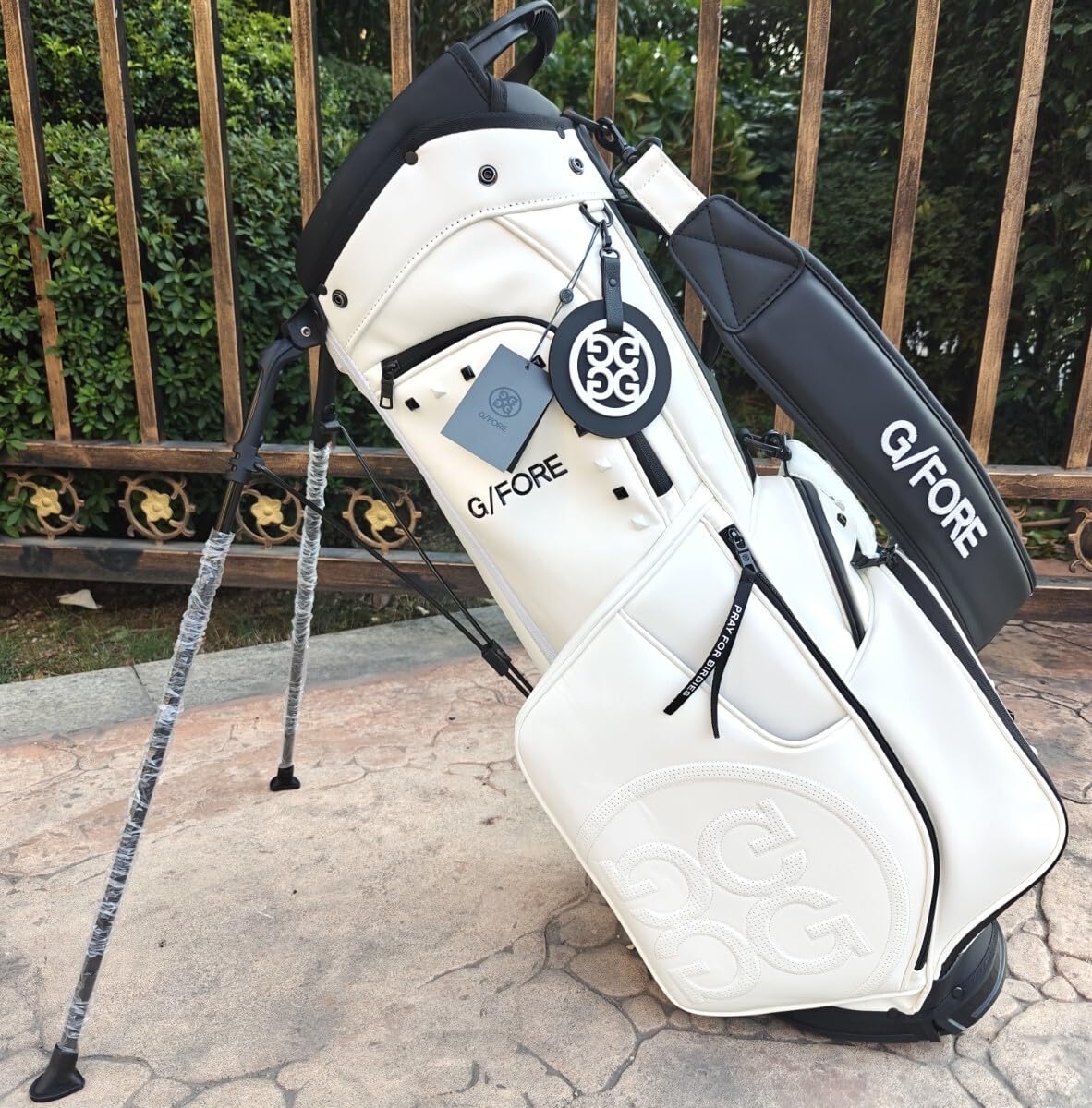 Amazon | 新型入荷GFore ジーフォア キャディバッグ スタンドバッグ