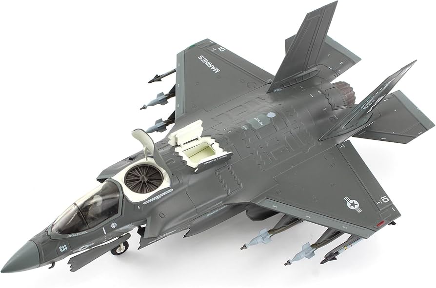 Amazon | HOBBY MASTER 1/72 F-35B ライトニングII VMFA-214 ブラック