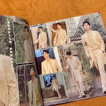 Amazon.co.jp: 肖戦 シャオジャン スタジオ2023最新34P写真集(二