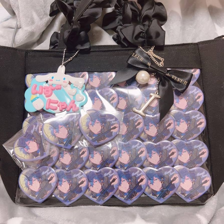 Amazon.co.jp: 瀬名泉 AFG ハート缶バッジ ハロウィン 痛バッグ : おもちゃ