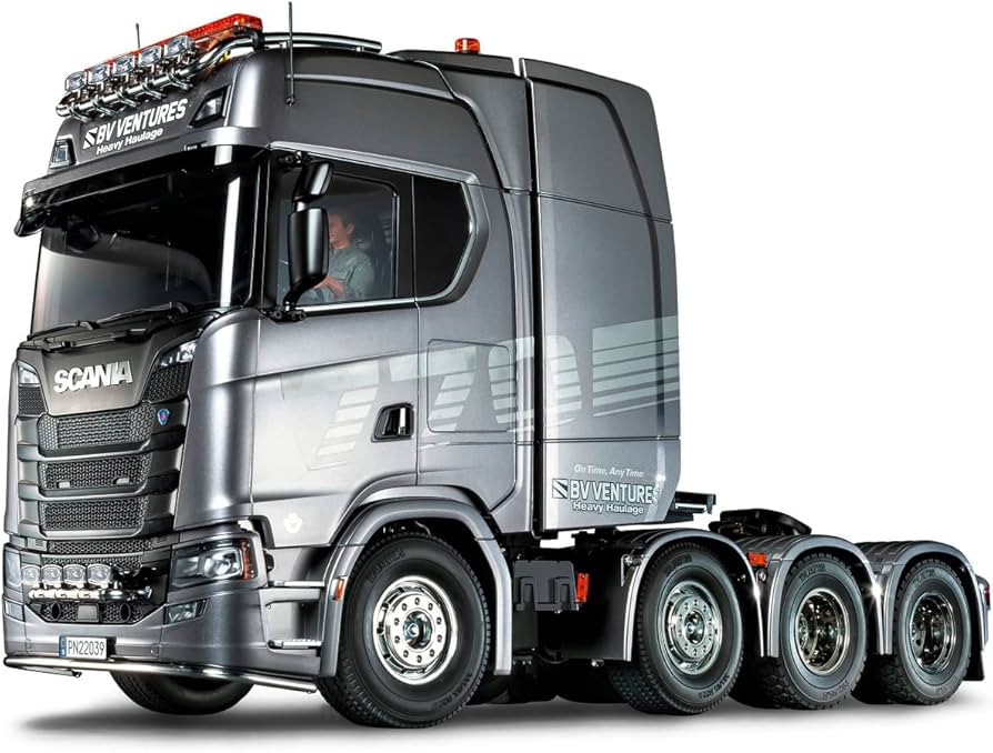 Amazon.co.jp: タミヤ(TAMIYA) 1/14 電動RCビッグトラックシリーズ No