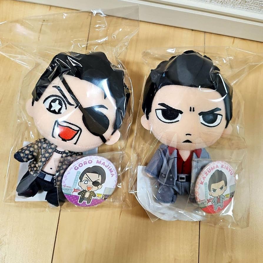 Amazon.co.jp: 龍が如く マスコット缶バッジセット 『極』真島 吾朗