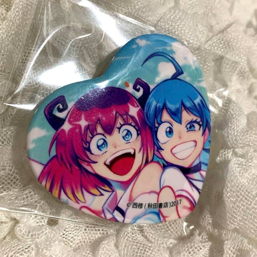 Amazon | 魔入りました!入間くん C99 ハート缶バッジ クロム イルミ