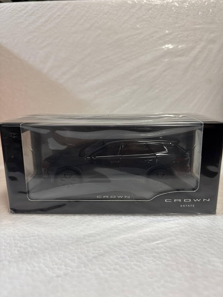 Amazon.co.jp: 1/30 トヨタ 新型クラウンエステート HEV カラー