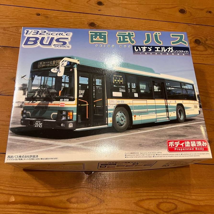 Amazon.co.jp: 西武バス、いすゞエルガ、アオシマ1/32プラモデル