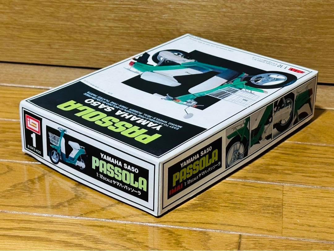 FSーモデル キット FSー011 1⁄20 C30 2011 小林可夢偉 FS-