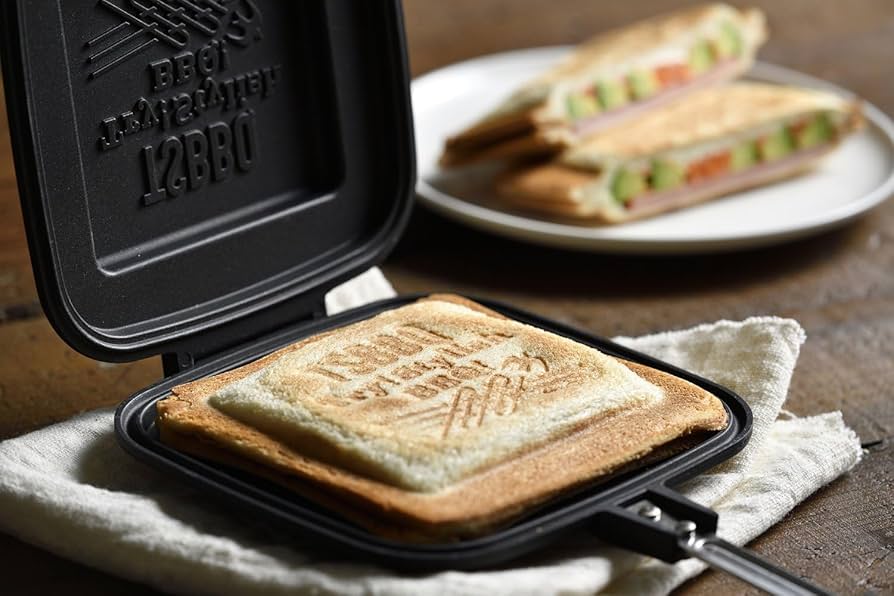 Amazon｜【燕三条製】 TSBBQ ホットサンドメーカー TSBBQ-004 パンの耳