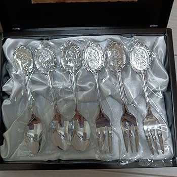 Amazon.co.jp: 黒執事 ファントム社 カトラリーとティーカップセット