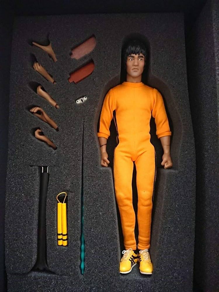 Amazon | GAME OF DEATH 死亡遊戯/BRUCE LEE 12inch FIGURE