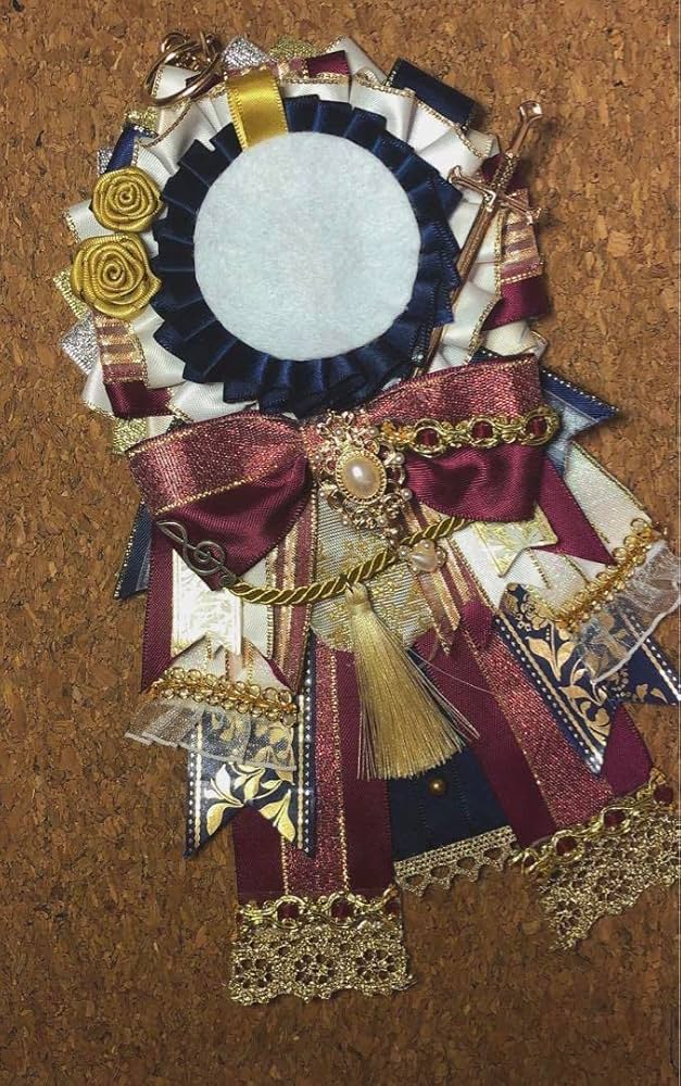 Amazon.co.jp: 朔間凛月 イベコレ缶バッジ ユーサネイジア モチーフ