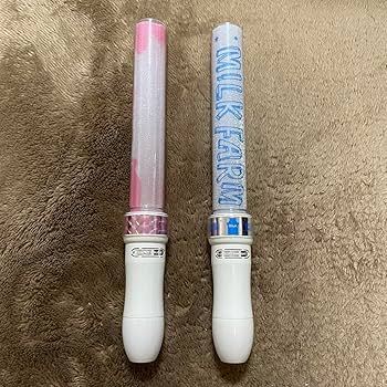 Amazon.co.jp: M!LK 初代公式ペンライト2本セットカラチェン : 産業