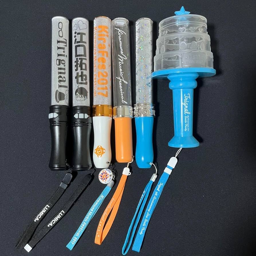 8万円相当分】B1A4 CDセット販売 ペンライト付き！ 8万円相当分】B1A4