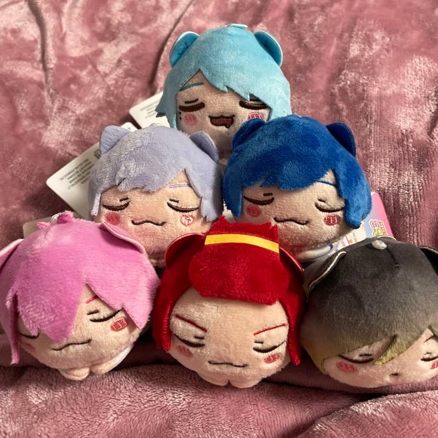 お値下げ！いれいすフェイスクッション&おいもにゃんマスコットセット