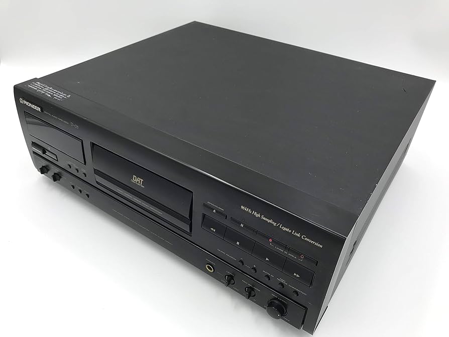Amazon | Pioneer D-05 DATデッキ | Pioneer | カセットデッキ