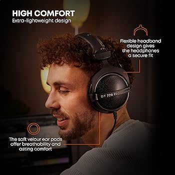 Fones de ouvido de estúdio over-ear beyerdynamic DT 770 PRO de 80