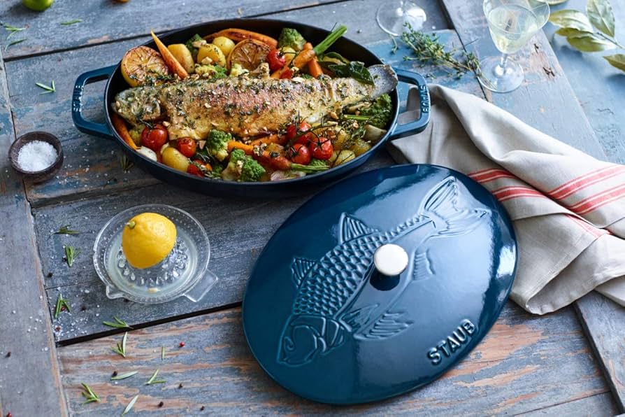 Amazon.co.jp: ストウブ(Staub) 「 フィッシュシグネチャー オーバル