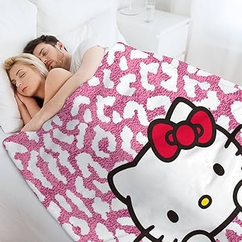 Amazon｜ブランケット ハローキティピンクのヒョウ柄 毛布 膝掛け